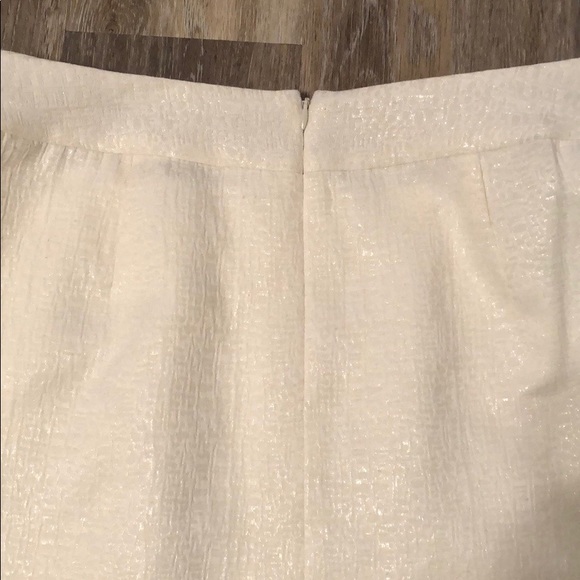 Banana Republic Pencil Skirt - Picture 3 of 7